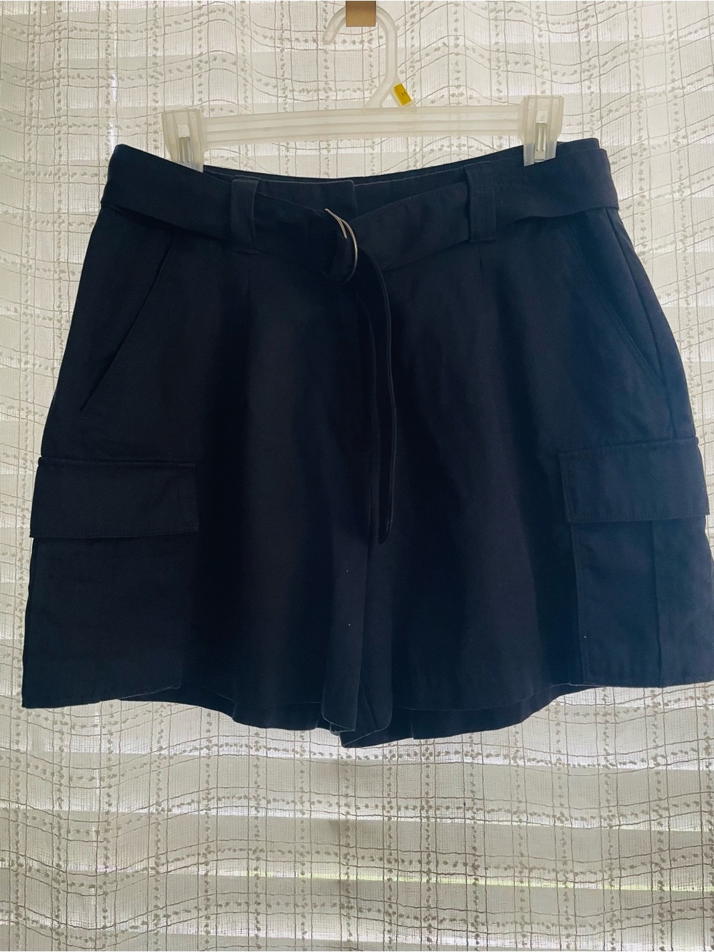 Old Navy Black Cargo Belted Shorts